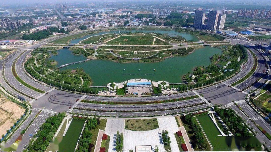 多多28官网- 南特市政府介入球场改造，历史建筑保护与现代化升级并行  